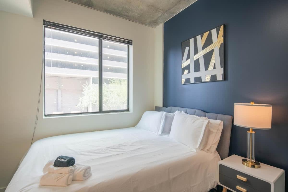 Appartement Calm 2bd - Dt - Gym, Pool, Parking - Sleep 8 *